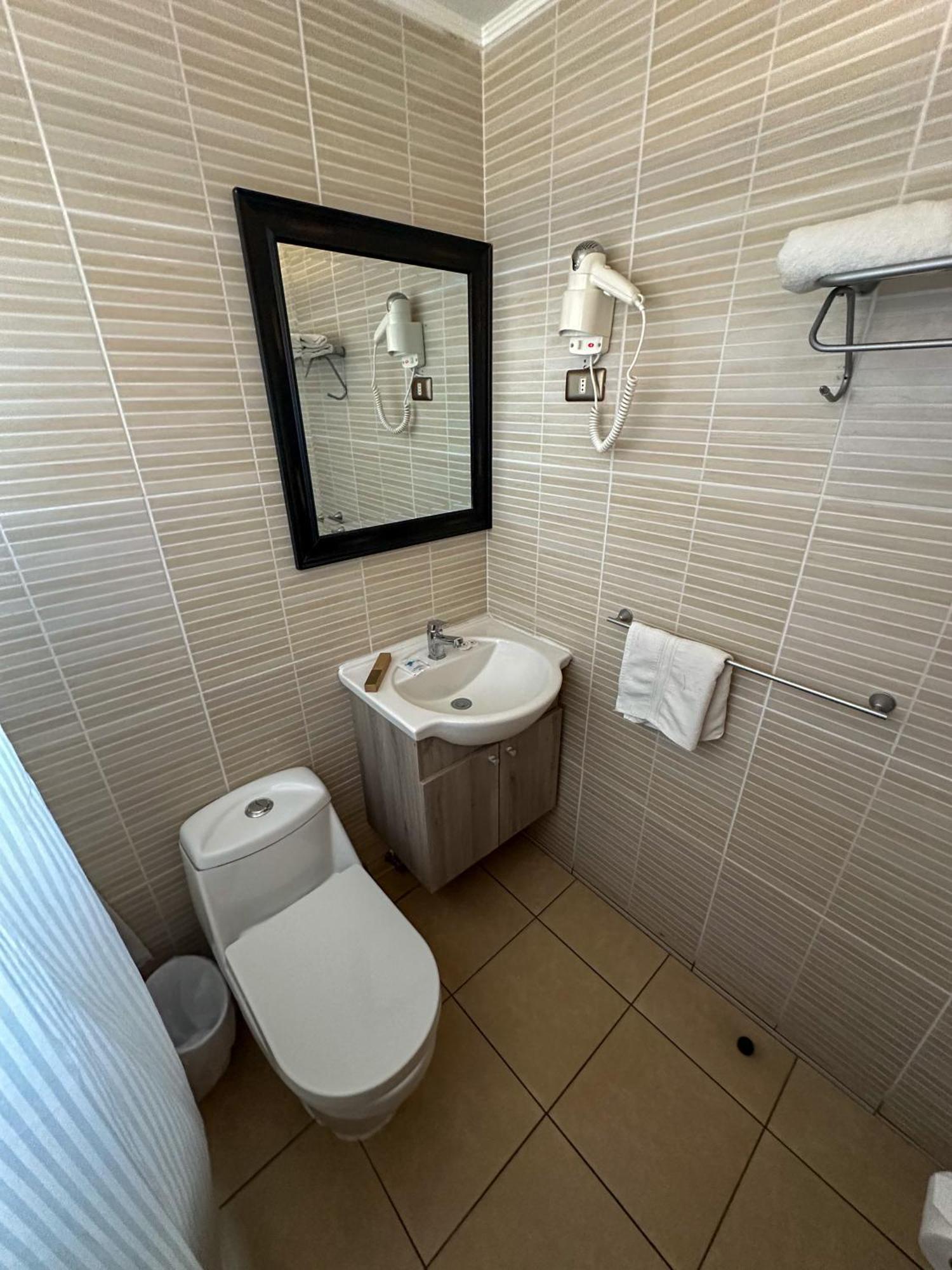 Hotel&Spa Las Taguas Arica Bagian luar foto